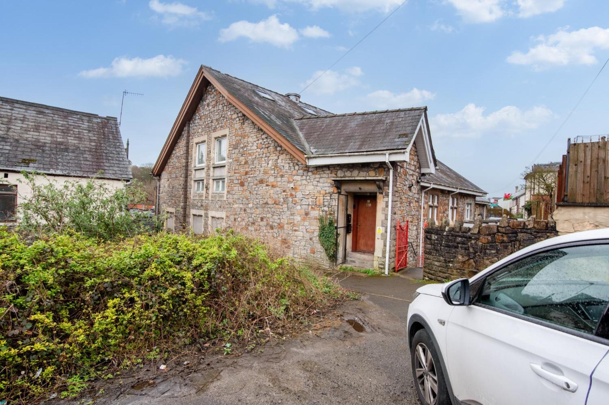 Madison House - Converted Church 5 Bed Pontypool Kültér fotó